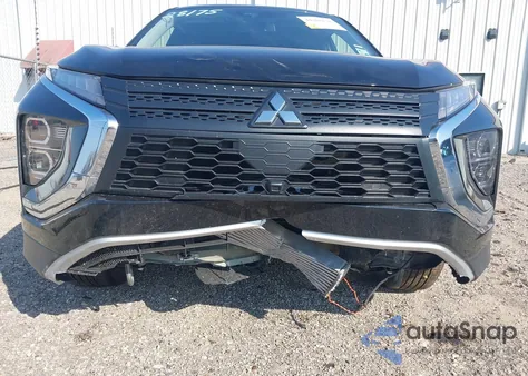 2026 Mitsubishi Eclipse Cross Black Edition S-Awc/Se S-Awc/Sel S-Awc z USA, uszkodzony, nr VIN JA4ATWAA9TZ004788